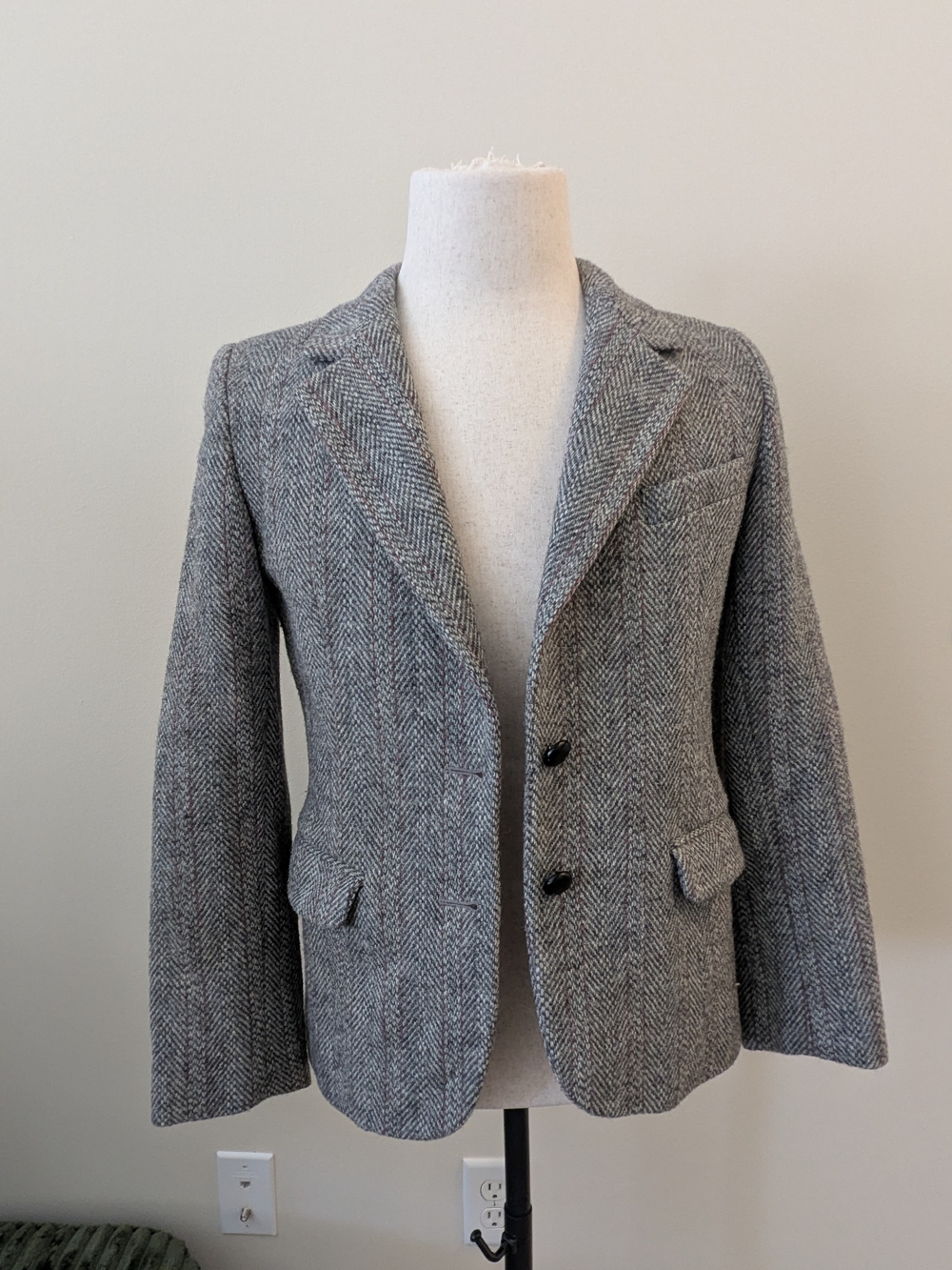 Women's Gray Herringbone Harris Tweed Blazer